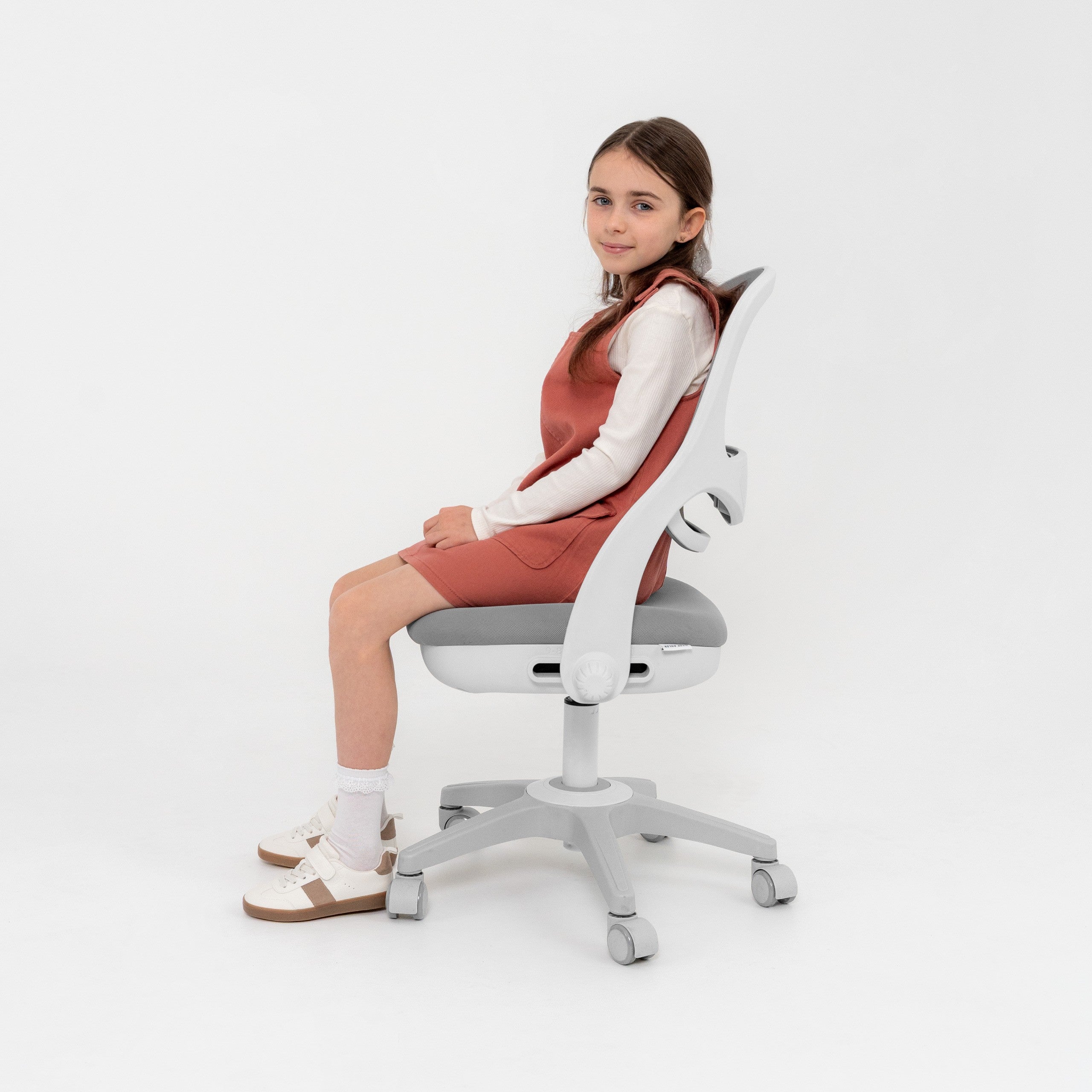 Scaun rotativ pentru copii Mark Adler Junior 4.7 Grey
