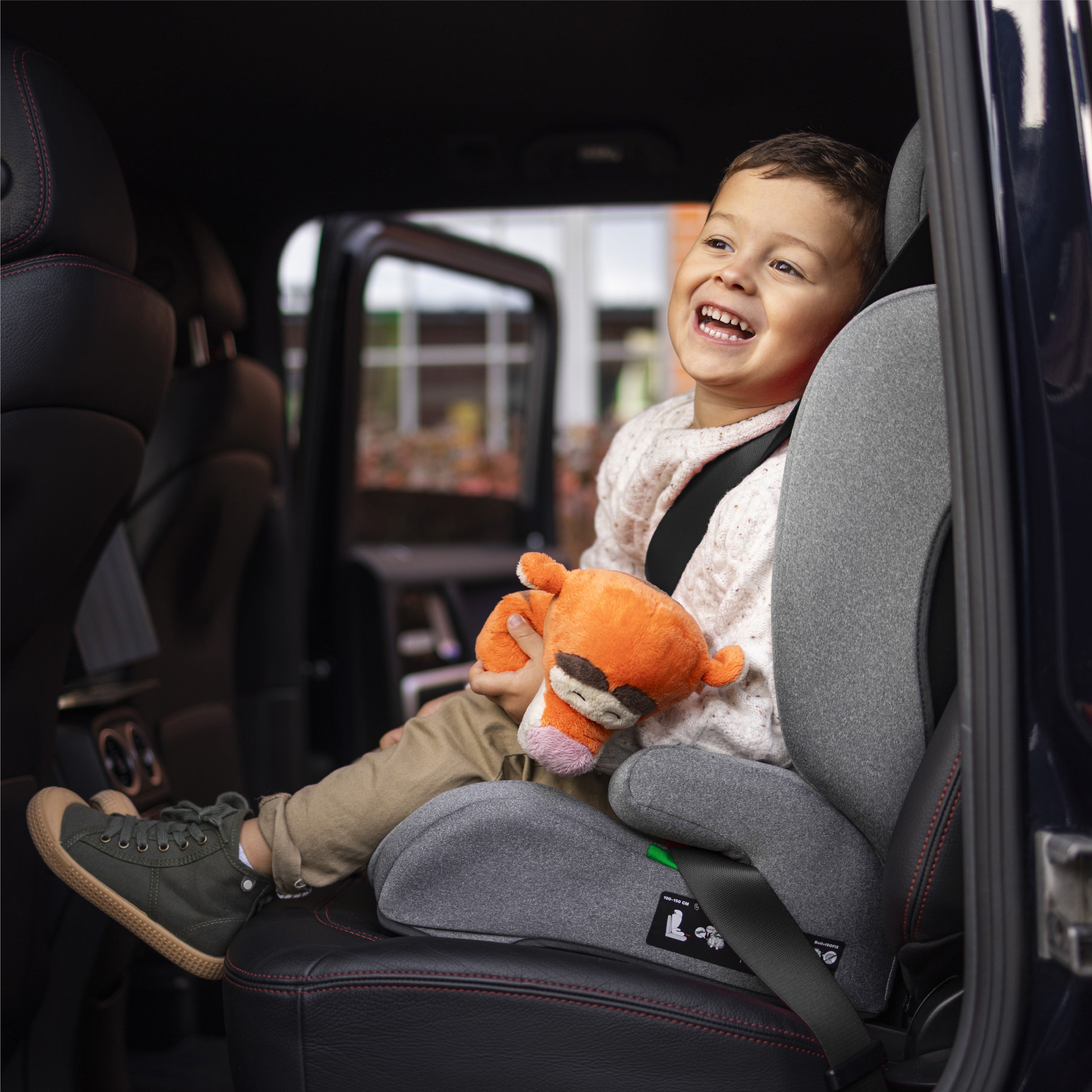 Scaun auto Tulano Joy 35 Black ISOFIX 100-150 cm I-Size