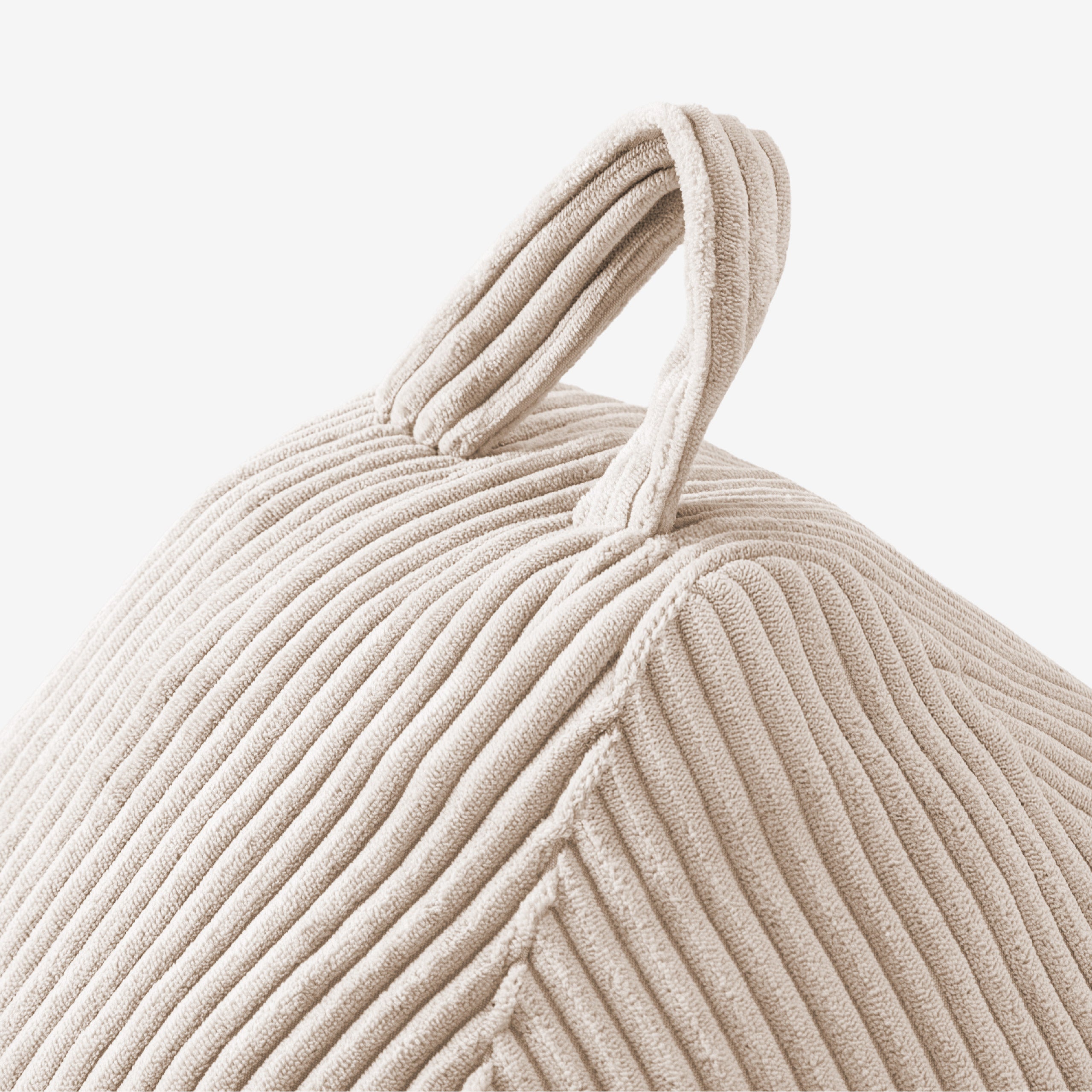 Puf sac din velur bej Mark Adler Comfy 1.0 Beige