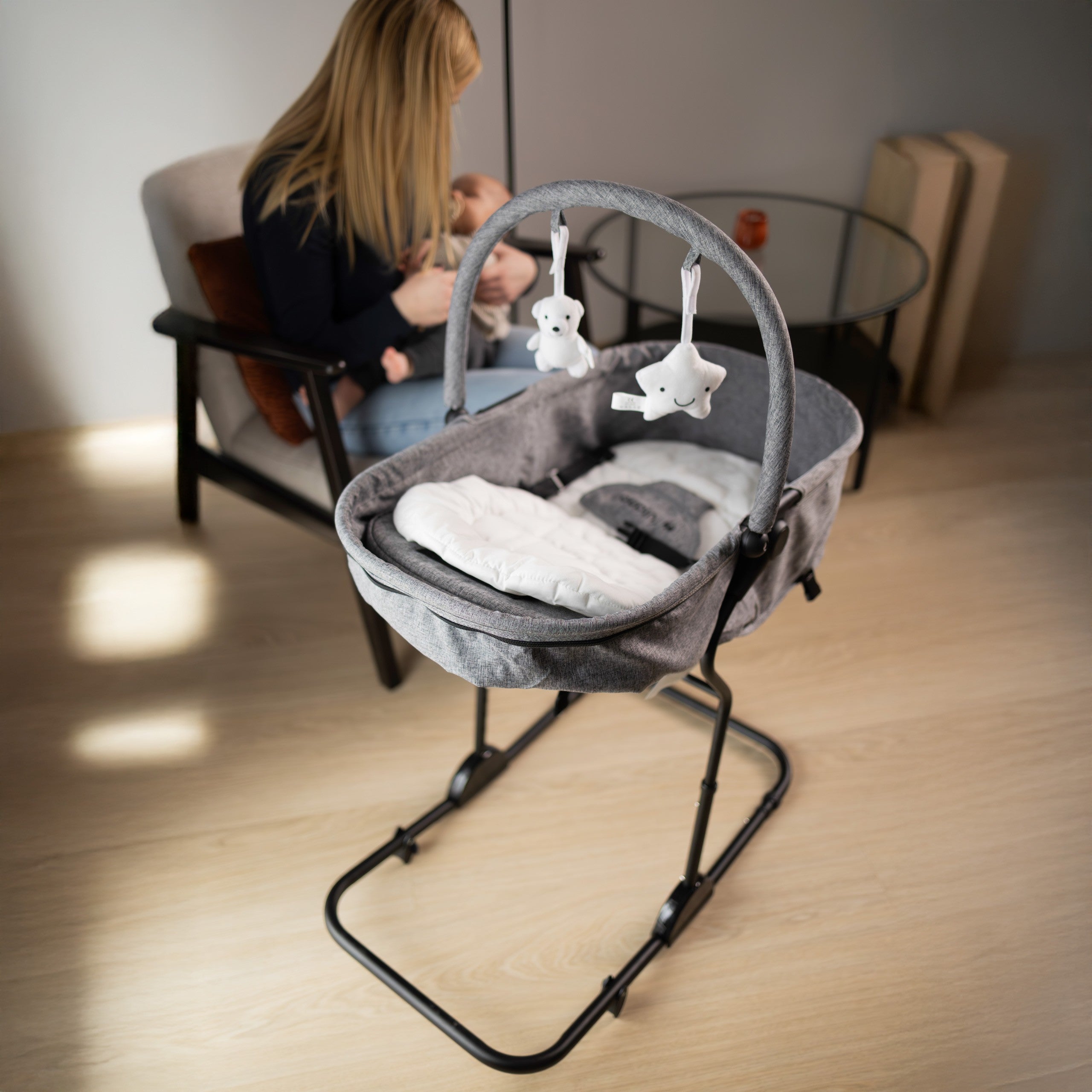 Scaun de relaxare și balansoar 4 în 1 Tulano Moon 35