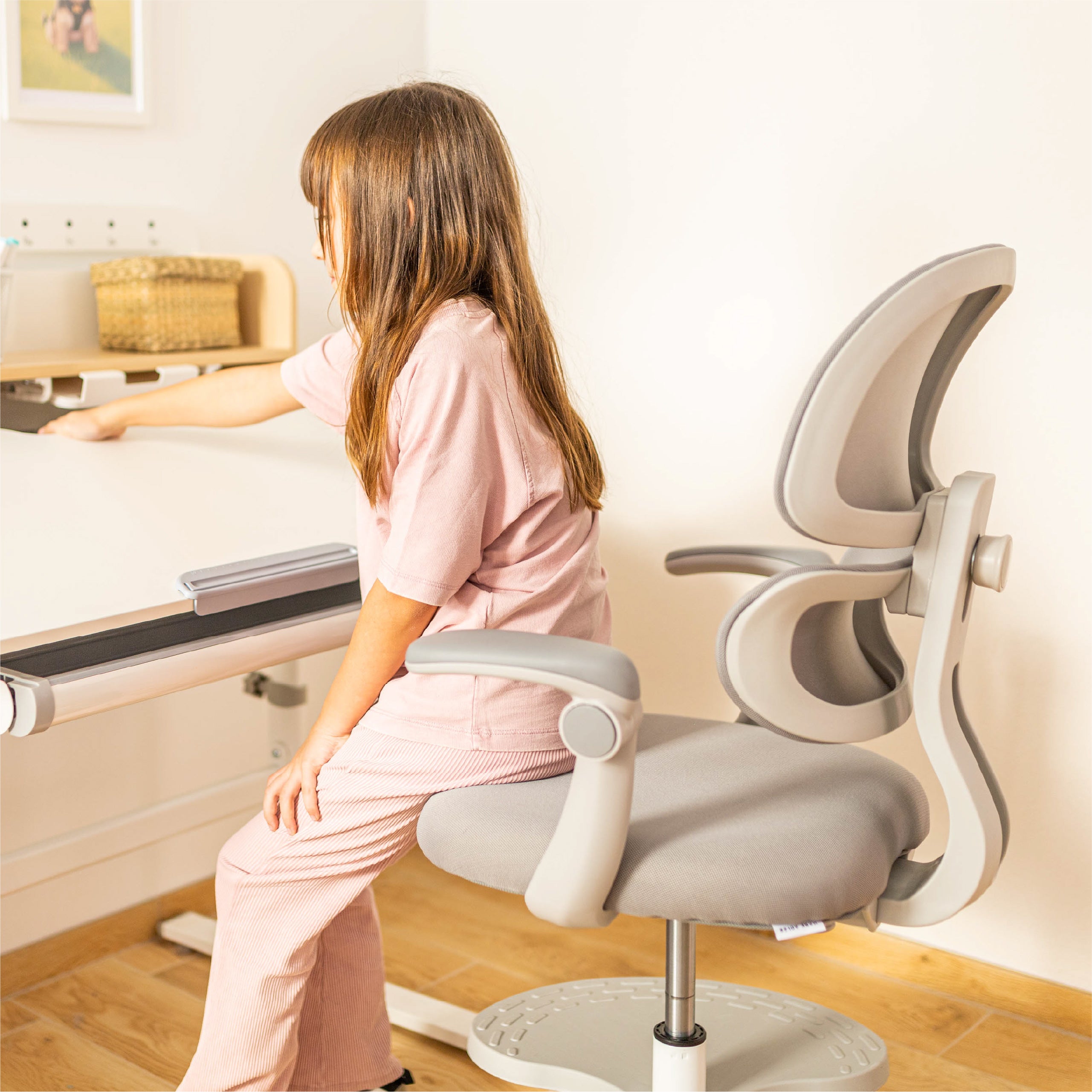 Scaun ergonomic pentru copii Mark Adler Junior 4.4 Grey