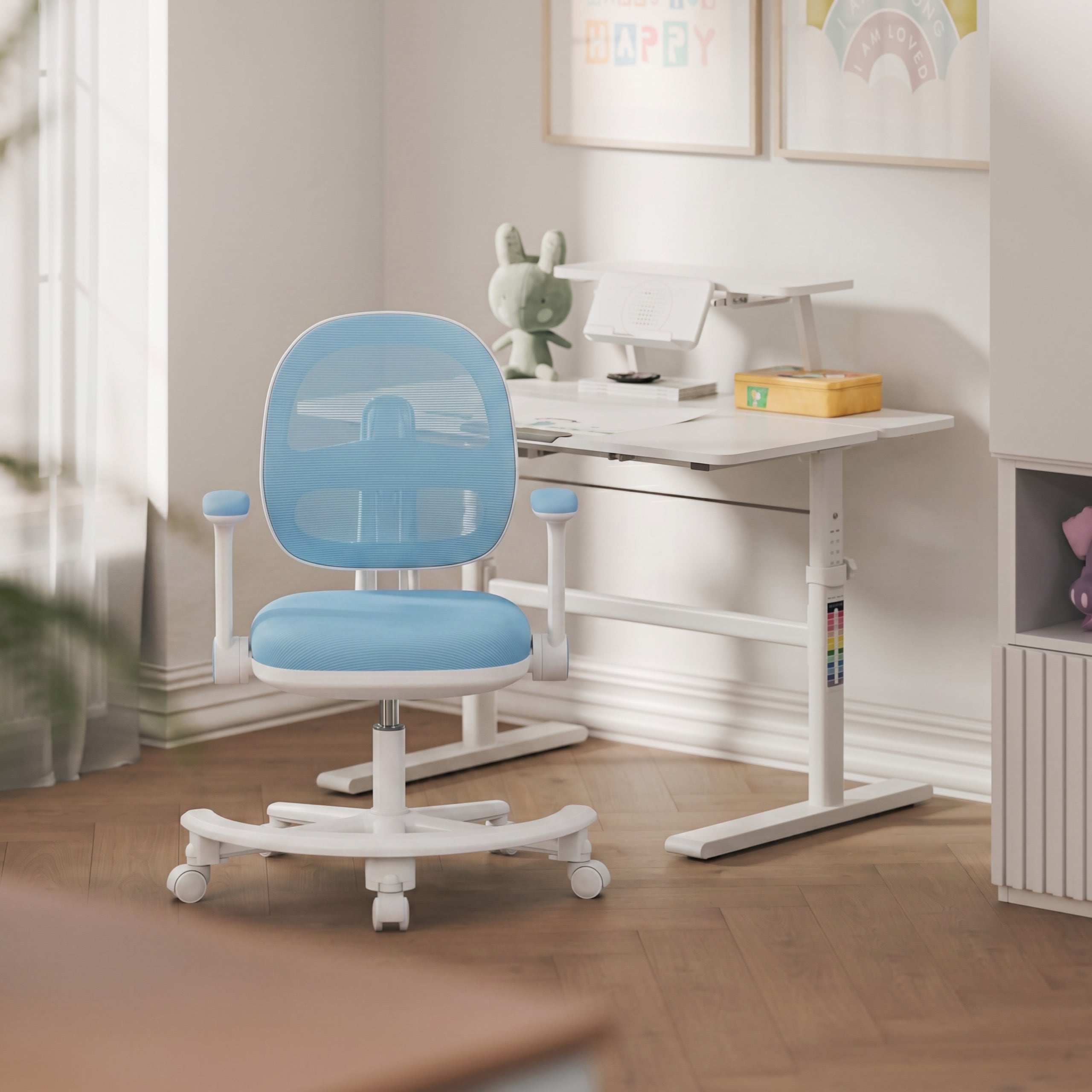 Scaun ergonomic de birou pentru copii Mark Adler Junior 3.6 Blue
